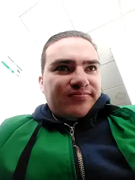 Snapshot of Andy-rtg chatting on 31, 10, 2025 Andy-rtg online show from 31, 10, 2025