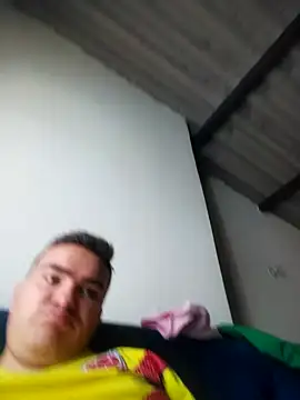 Snapshot of Andy-rtg chatting on 22, 11, 2025 Andy-rtg online show from 22, 11, 2025