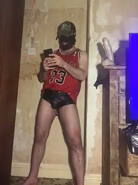 Snapshot of HairyCubBttmboy chatting on 18, 3, 2025 HairyCubBttmboy online show from 18, 3, 2025