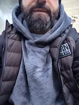 Snapshot of HairyCubBttmboy chatting on 14, 1, 2026 HairyCubBttmboy online show from 14, 1, 2026