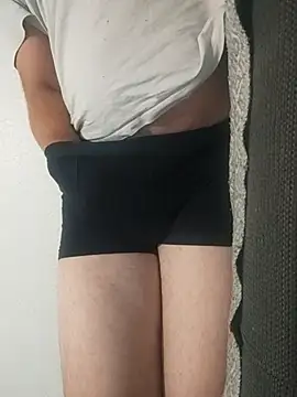 Snapshot of gui67675 chatting on 8, 9, 2025 gui67675 online show from 8, 9, 2025