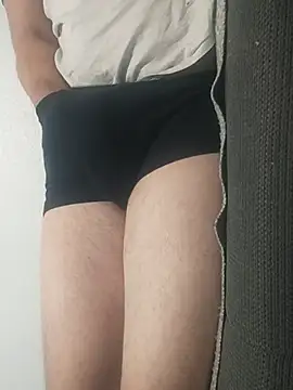 Snapshot of gui67675 chatting on 9, 10, 2025 gui67675 online show from 9, 10, 2025