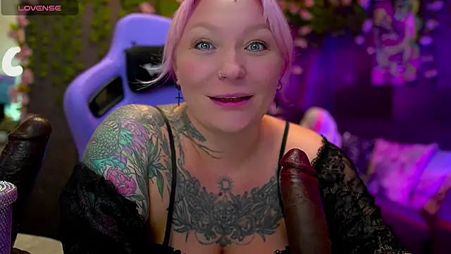 BlackedBarbie online show from 17, 9, 2025