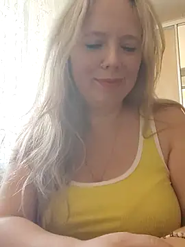 Snapshot of Irina3718 chatting on 21, 11, 2025 Irina3718 online show from 21, 11, 2025