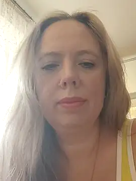 Snapshot of Irina3718 chatting on 22, 11, 2025 Irina3718 online show from 22, 11, 2025