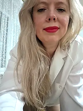 Snapshot of Irina3718 chatting on 18, 4, 2026 Irina3718 online show from 18, 4, 2026