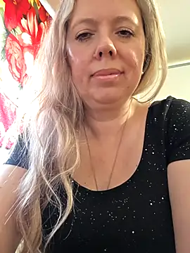 Snapshot of Irina3718 chatting on 9, 5, 2026 Irina3718 online show from 9, 5, 2026