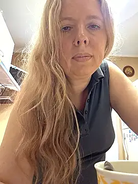 Snapshot of Irina3718 chatting on 3, 6, 2026 Irina3718 online show from 3, 6, 2026