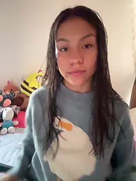 Snapshot of -Selene- chatting on 10, 10, 2025 -Selene- online show from 10, 10, 2025