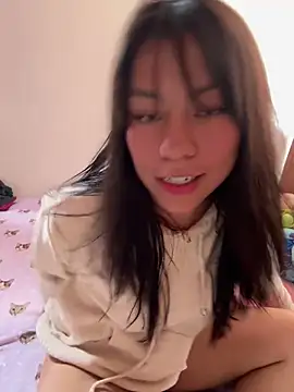 Snapshot of -Selene- chatting on 20, 4, 2026 -Selene- online show from 20, 4, 2026