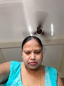 Snapshot of Arohi35 chatting on 10, 9, 2025 Arohi35 online show from 10, 9, 2025