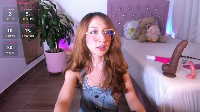 Snapshot of catalina_uwu chatting on 22, 5, 2026 catalina uwu online show from 22, 5, 2026