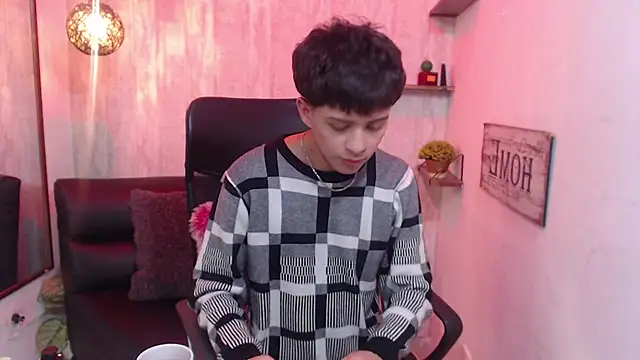 Snapshot of Sam_Daves chatting on 18, 3, 2025 Sam Daves online show from 18, 3, 2025