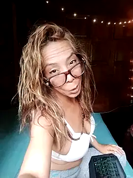 Lady Lolla11 online show from 19, 4, 2026