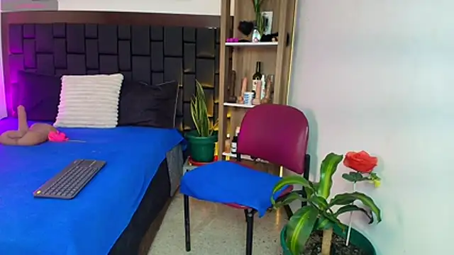 EllenaBoobs  online show from 27, 3, 2026