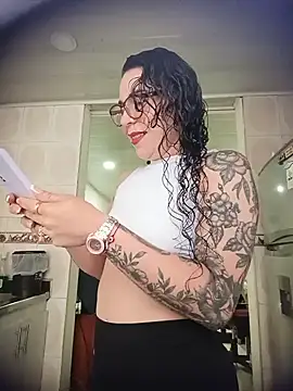 Snapshot of mia_velvet1 chatting on 14, 6, 2026 mia velvet1 online show from 14, 6, 2026