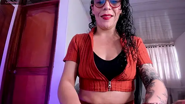 Snapshot of mia_velvet1 chatting on 22, 6, 2026 mia velvet1 online show from 22, 6, 2026