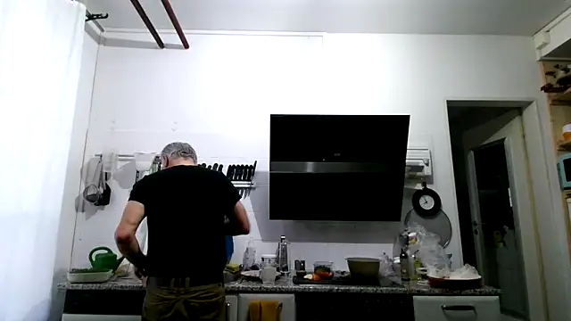 Snapshot of Berg_Boy chatting on 24, 2, 2026 Berg Boy online show from 24, 2, 2026