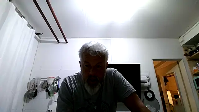 Snapshot of Berg_Boy chatting on 15, 3, 2026 Berg Boy online show from 15, 3, 2026