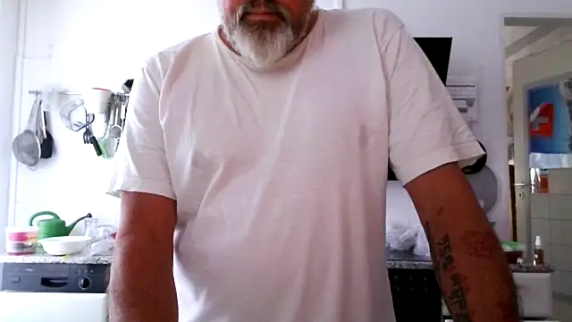 Snapshot of Berg_Boy chatting on 17, 3, 2026 Berg Boy online show from 17, 3, 2026