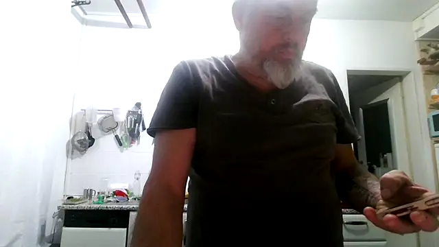 Snapshot of Berg_Boy chatting on 31, 3, 2026 Berg Boy online show from 31, 3, 2026