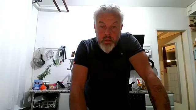 Snapshot of Berg_Boy chatting on 24, 4, 2026 Berg Boy online show from 24, 4, 2026