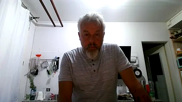 Snapshot of Berg_Boy chatting on 30, 4, 2026 Berg Boy online show from 30, 4, 2026