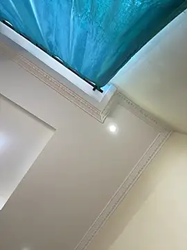 Snapshot of Ivelleee_ chatting on 1, 2, 2026 Ivelleee online show from 1, 2, 2026