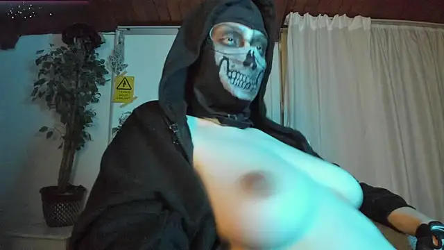 Snapshot of cos_operator chatting on 25, 4, 2026 cos operator online show from 25, 4, 2026