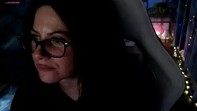 BellaStar84 online show from 8, 4, 2026