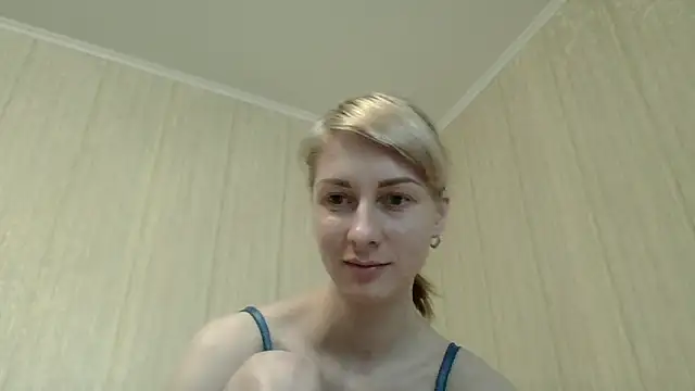 Snapshot of _Black-Panther_ chatting on 11, 5, 2026 Black-Panther online show from 11, 5, 2026