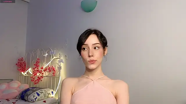 Snapshot of glamourr chatting on 10, 7, 2026 glamourr online show from 10, 7, 2026