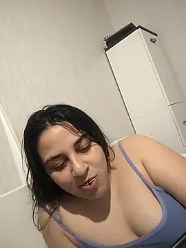 Snapshot of Veramaia chatting on 13, 3, 2025 Veramaia online show from 13, 3, 2025