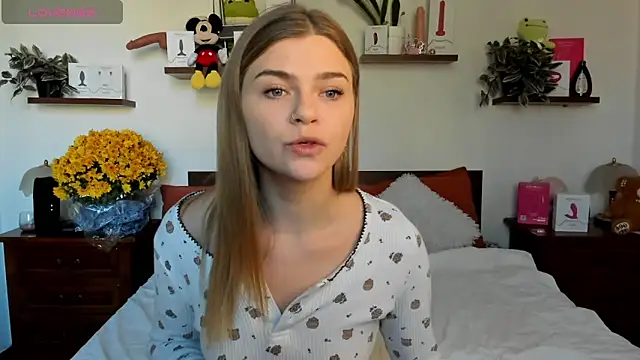 HaleyReedme online show from 4, 11, 2025