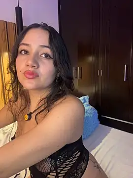 Snapshot of Isa_1207 chatting on 21, 4, 2026 Isa 1207 online show from 21, 4, 2026