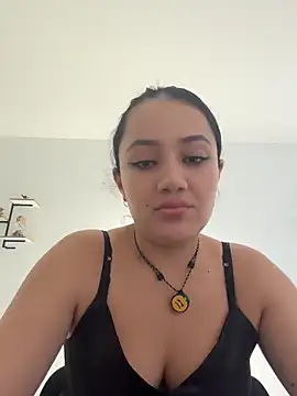 Snapshot of Isa_1207 chatting on 4, 6, 2026 Isa 1207 online show from 4, 6, 2026