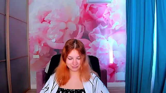 Snapshot of AngelinaLow chatting on 19, 4, 2026 AngelinaLow online show from 19, 4, 2026