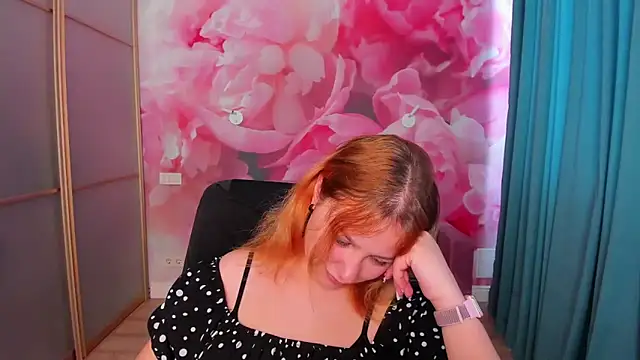Snapshot of AngelinaLow chatting on 26, 5, 2026 AngelinaLow online show from 26, 5, 2026