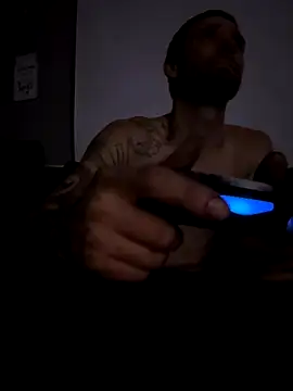 Snapshot of Stillhard8925 chatting on 31, 10, 2025 Stillhard8925 online show from 31, 10, 2025