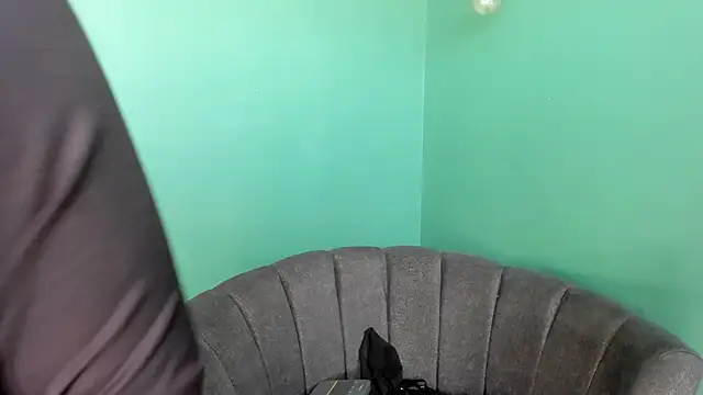 Alice 26  online show from 29, 11, 2025