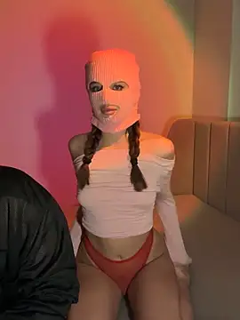 Snapshot of KristiCrazy chatting on 14, 3, 2025 KristiCrazy online show from 14, 3, 2025