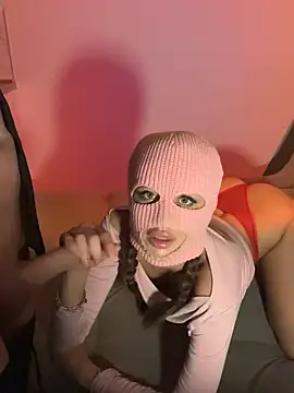 Snapshot of KristiCrazy chatting on 14, 3, 2025 KristiCrazy online show from 14, 3, 2025