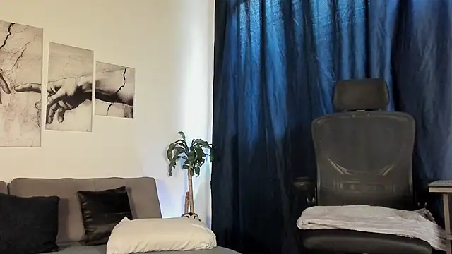 Snapshot of Giotrashy chatting on 9, 7, 2026 Giotrashy online show from 9, 7, 2026