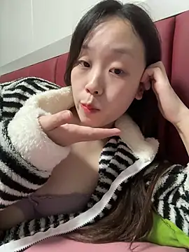 Minnie-66 online show from 19, 10, 2025