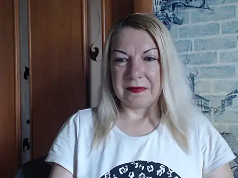 Snapshot of Lillia_Ray chatting on 1, 7, 2026 Lillia Ray online show from 1, 7, 2026