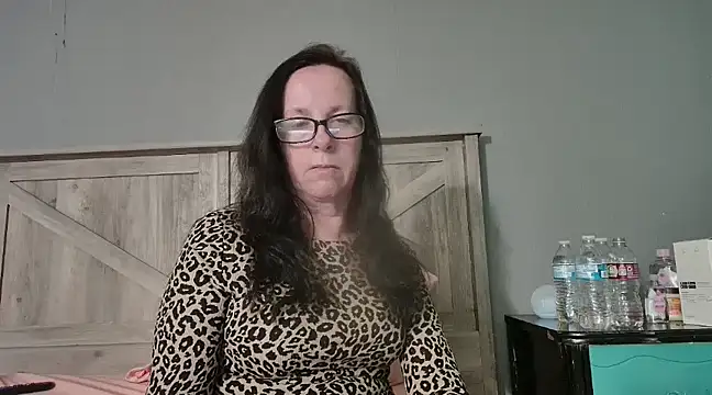 peachgoddess online show from 14, 3, 2025