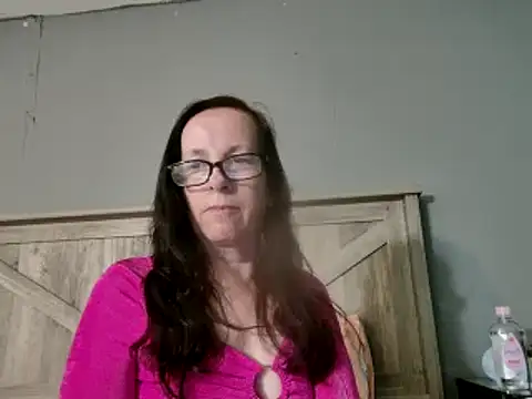 peachgoddess online show from 23, 3, 2025