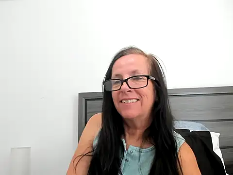 peachgoddess online show from 12, 9, 2025