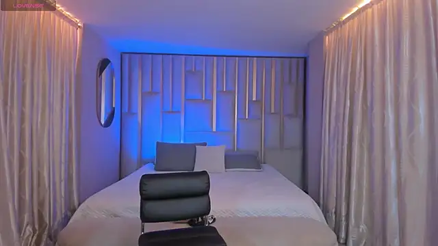 Snapshot of AmaliaCrus chatting on 8, 2, 2026 AmaliaCrus online show from 8, 2, 2026