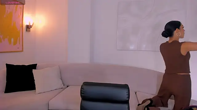 Snapshot of AmaliaCrus chatting on 25, 2, 2026 AmaliaCrus online show from 25, 2, 2026